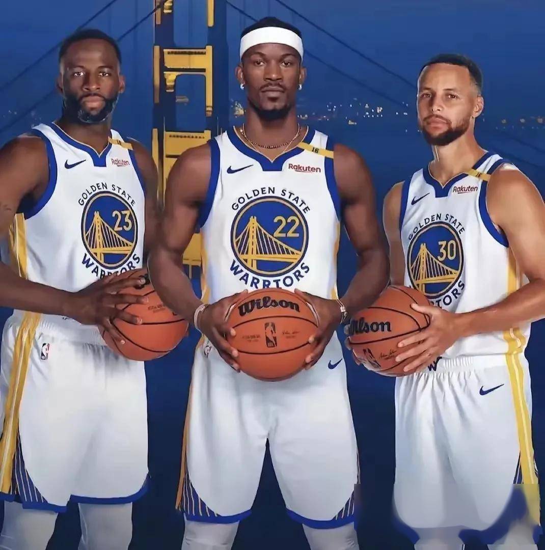 记者：拜仁17岁小将卡尔曾接受皇马试训，但最终未能签约（记者：拜仁17岁新星卡尔曾在皇马试训，终未签约）