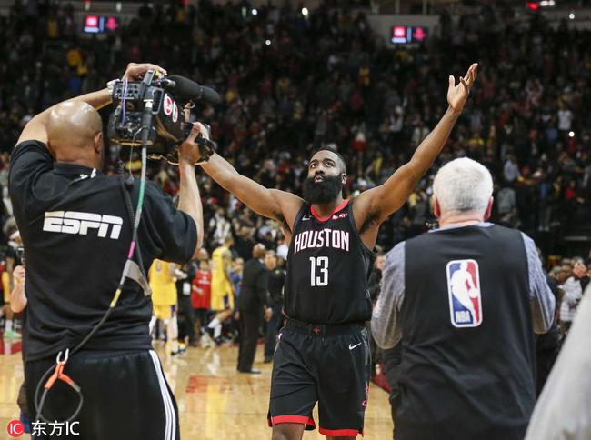 中国冰壶男队五连胜提前锁定冬奥资格（中国男子冰壶队五连胜提前拿下冬奥席位）