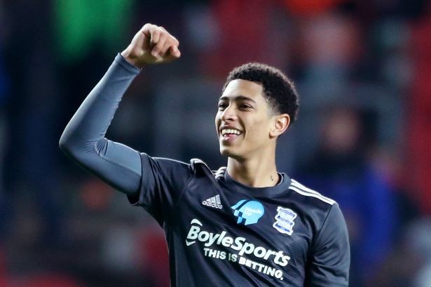 NBA新秀观察：状元秀首战亮眼,（NBA新秀速报：状元首秀大放异彩）