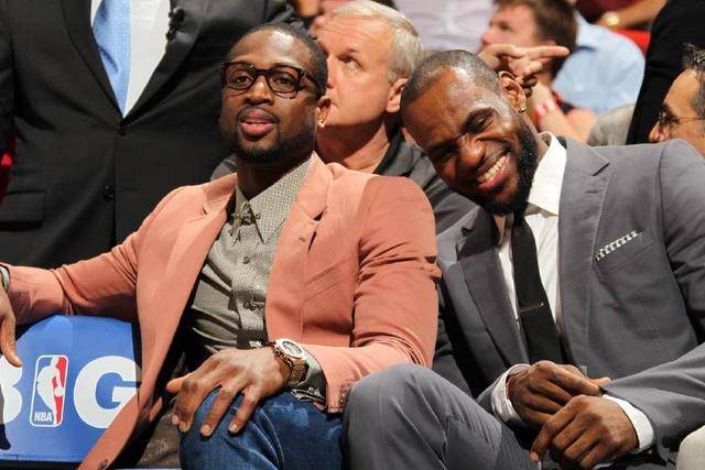 骑士更新伤情：米切尔迎来复出，梅里尔&波特也可出战（骑士伤情更新：米切尔回归，梅里尔与波特均可出场）