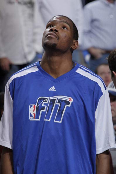 瓜帅28次对阵皇马14胜，历史上仅次于两名主帅（瓜迪奥拉对皇马28战14胜，历史纪录仅次两位主帅）