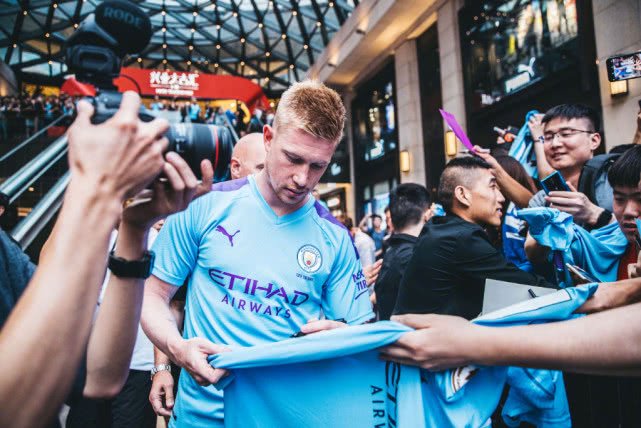 欧冠战报：德凯特拉雷传射建功，亚特兰大2-1逆转胜切尔西（欧冠快讯：德凯特拉雷一传一射，亚特兰大2-1逆转击败切尔西）