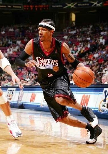 FC26坚不可摧：萨拉赫领衔，萨卡、莫德里奇、卡马文加在列（FC26铜墙铁壁：萨拉赫挂帅，萨卡、莫德里奇、卡马文加入选）