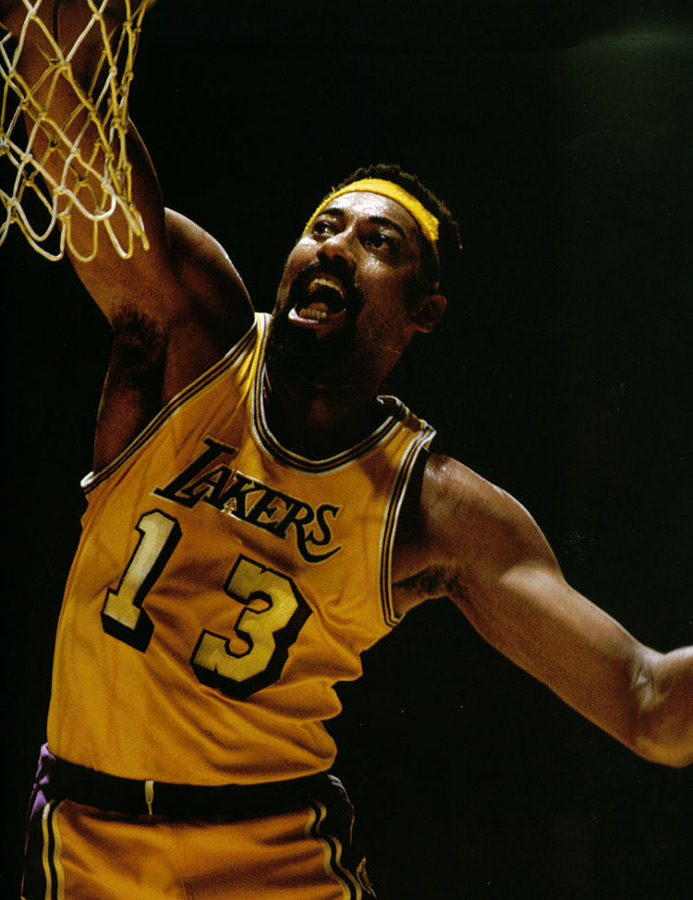 中国女足出战英格兰女足名单：王霜、吴海燕领衔，张琳艳在列（中国女足战英格兰名单公布：王霜、吴海燕领衔，张琳艳入选）