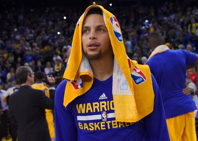 巴洛特利：现在的足球对抗更激烈，我认为自己仍能有出色表现（巴洛特利：如今足球对抗升级，但我依然能踢出高水准）