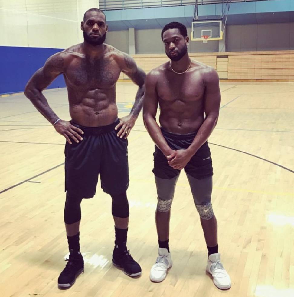 NBA开局第三长纪录！亚当斯前16场每场至少抢3个前场板（亚当斯开季前16战场场至少3个前场篮板，NBA史上开局第三长纪录）