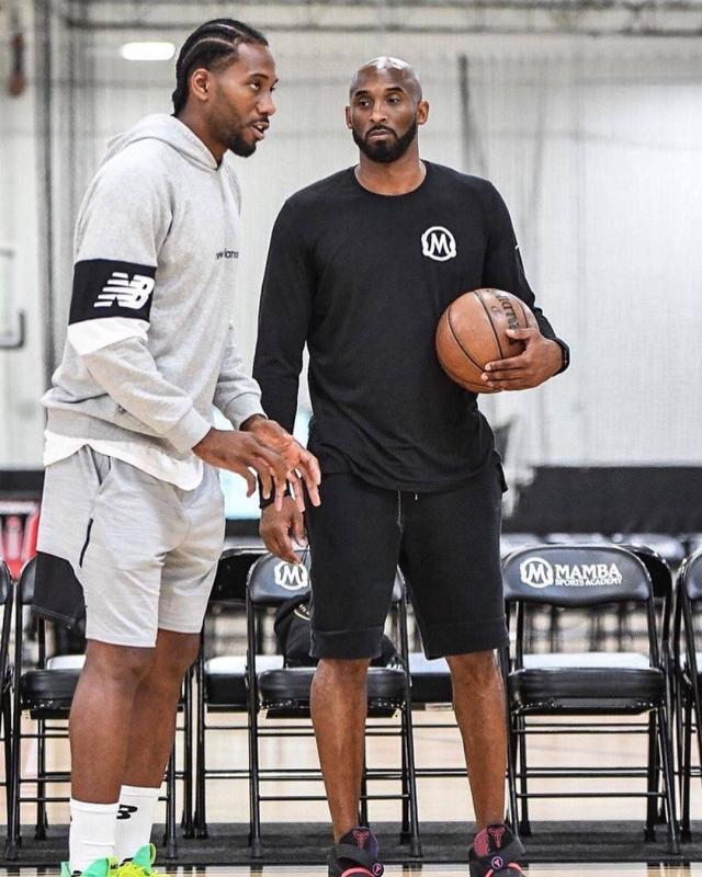 斯图里奇称萨拉赫处理方式不妥但理解其沮丧，加西亚批评时机不当（斯图里奇称萨拉赫处理不当但能理解其沮丧，加西亚质疑批评时机不合适）