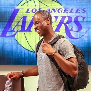 一战封神🔁陈威在#亚冠#第6比赛日多次为上海海港...（一战成名！陈威在#亚冠#第6比赛日多次神扑守住上海海港）