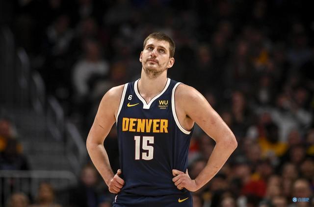 湖记：东契奇非常有可能在圣诞大战对阵火箭时复出！（湖记：东契奇大概率在圣诞大战对阵火箭时复出）